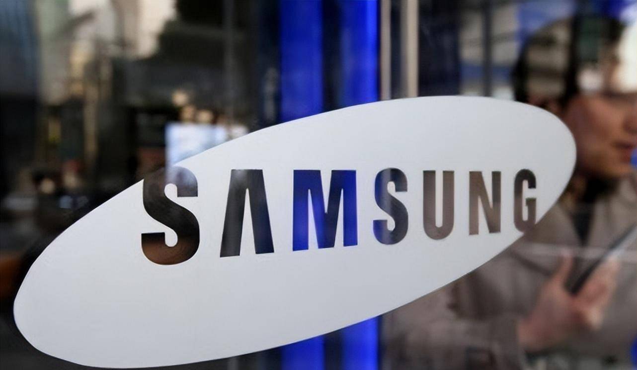 背靠6000亿三星财团,一句好热让全校喜提空调,为何要下嫁保安?