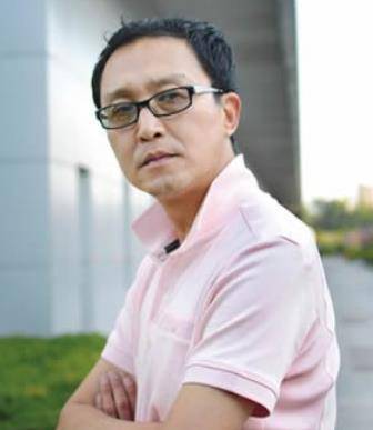 吴刚,成也一张脸,败也一张脸_康书记_时候_争议