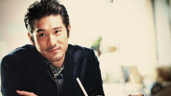 高云翔出事粉丝却到高以翔微博下说!李小冉?李小璐?傻傻分不清