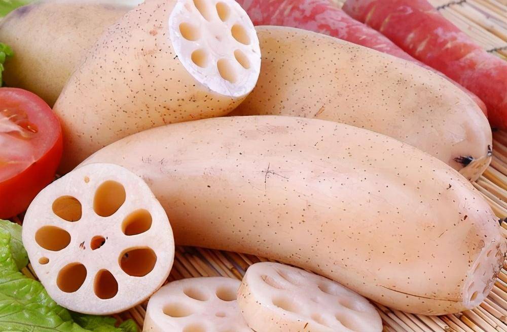 莲藕不但美味,营养价值也是非常高的,据研究它富含蛋白质,淀粉,维生素