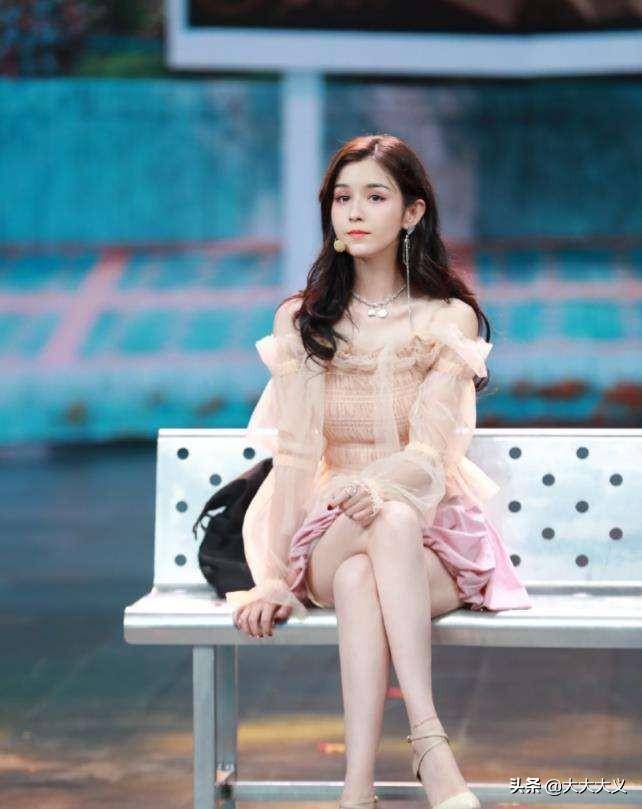 西域第一美女—哈妮克孜 网友:丝袜写真这啥时候拍的 还有牛仔裤_舞蹈