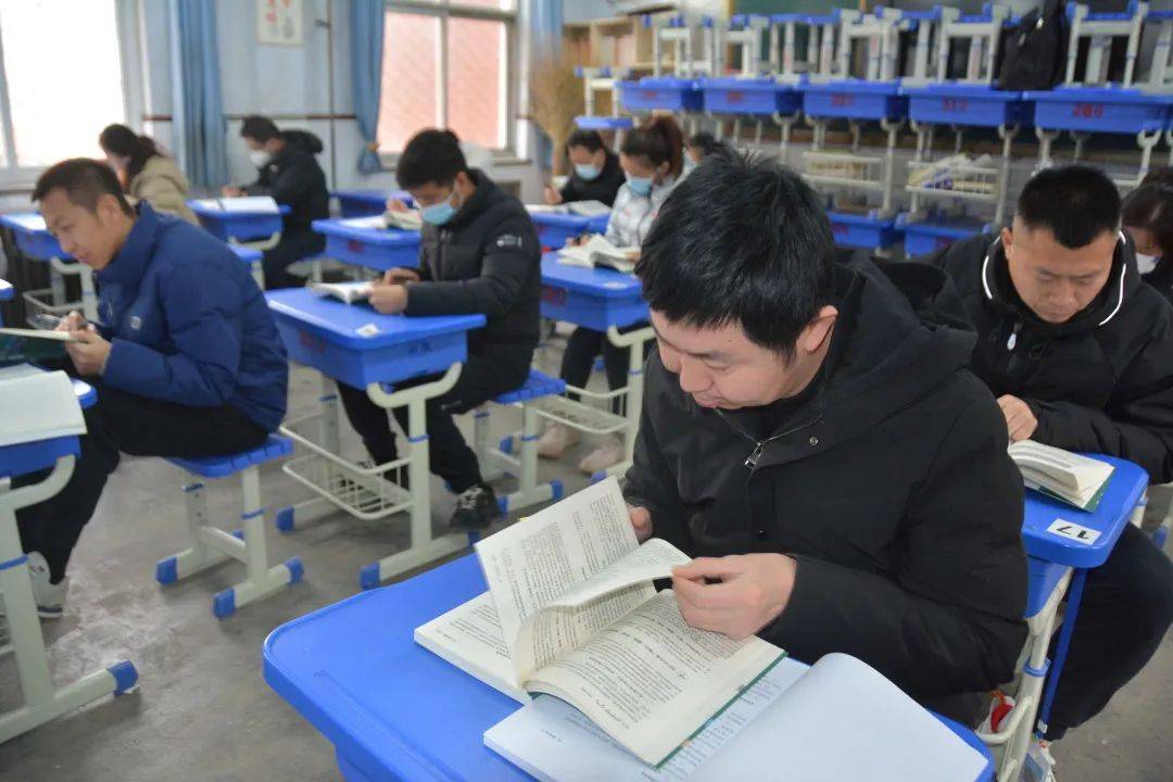 学习新课标 践行新理念——濮阳市第四中学开展新课标研修活动_教学