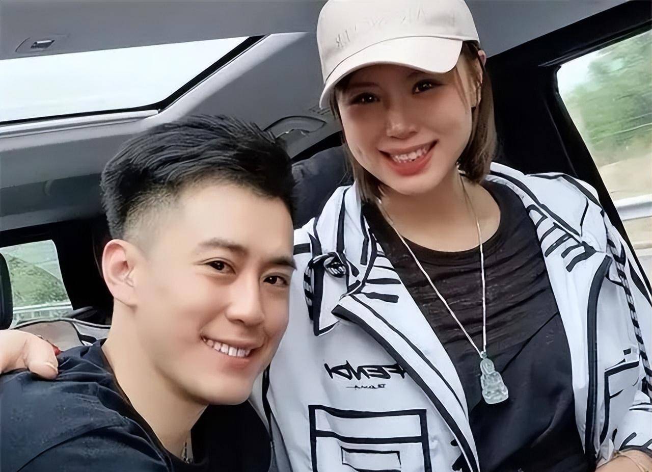 女排曾春蕾:美貌和实力兼具却在当打之年被放弃,如今嫁给富二代_比赛