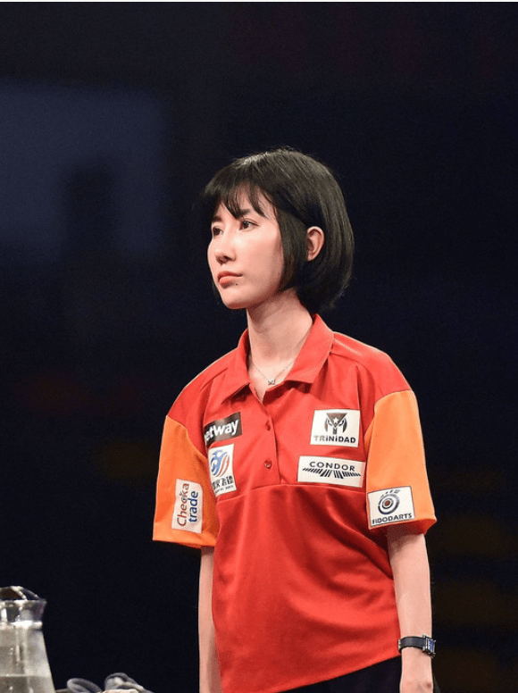 31岁中国世界冠军不幸病逝,生前创造多项历史记录_莫默_飞镖_沫沫