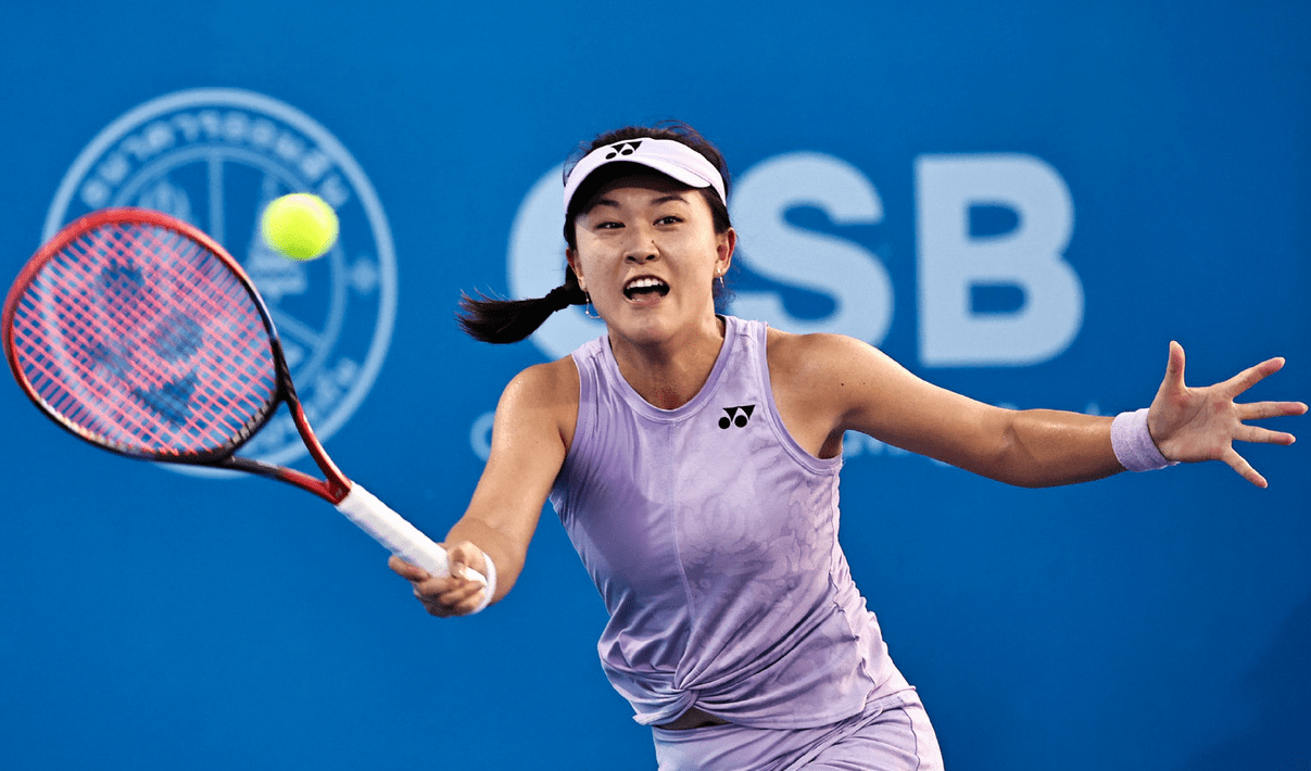 中国金花2-0夺冠,将首次进入top50,奋力怒吼庆祝_朱琳_决赛_伦科