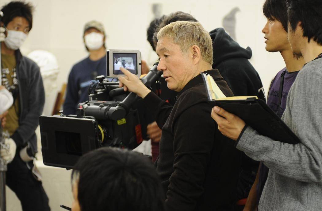 世界名导|北野武:从街头混混到电影大师,无聊的人生他死也不要_电视