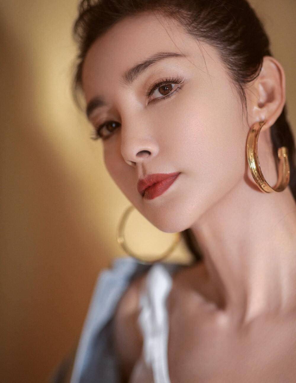 50岁李冰冰菜谱曝光!多年无油无盐,温水泡蔬菜果腹_网友_女明星_身材