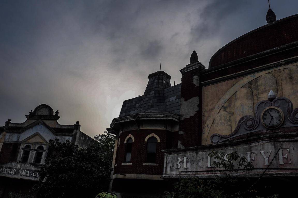 上海嘉定一"废弃"景区,杂草丛生无人看管,如今已被拆除