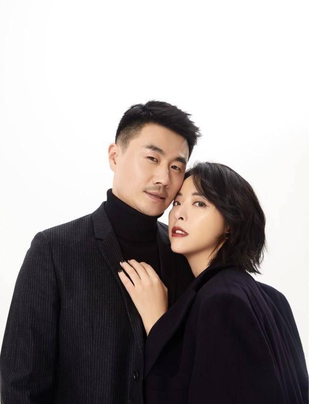 41岁黄小蕾近照,长相漂亮,性格大气,真性情为她赢得了不少粉丝_大张伟