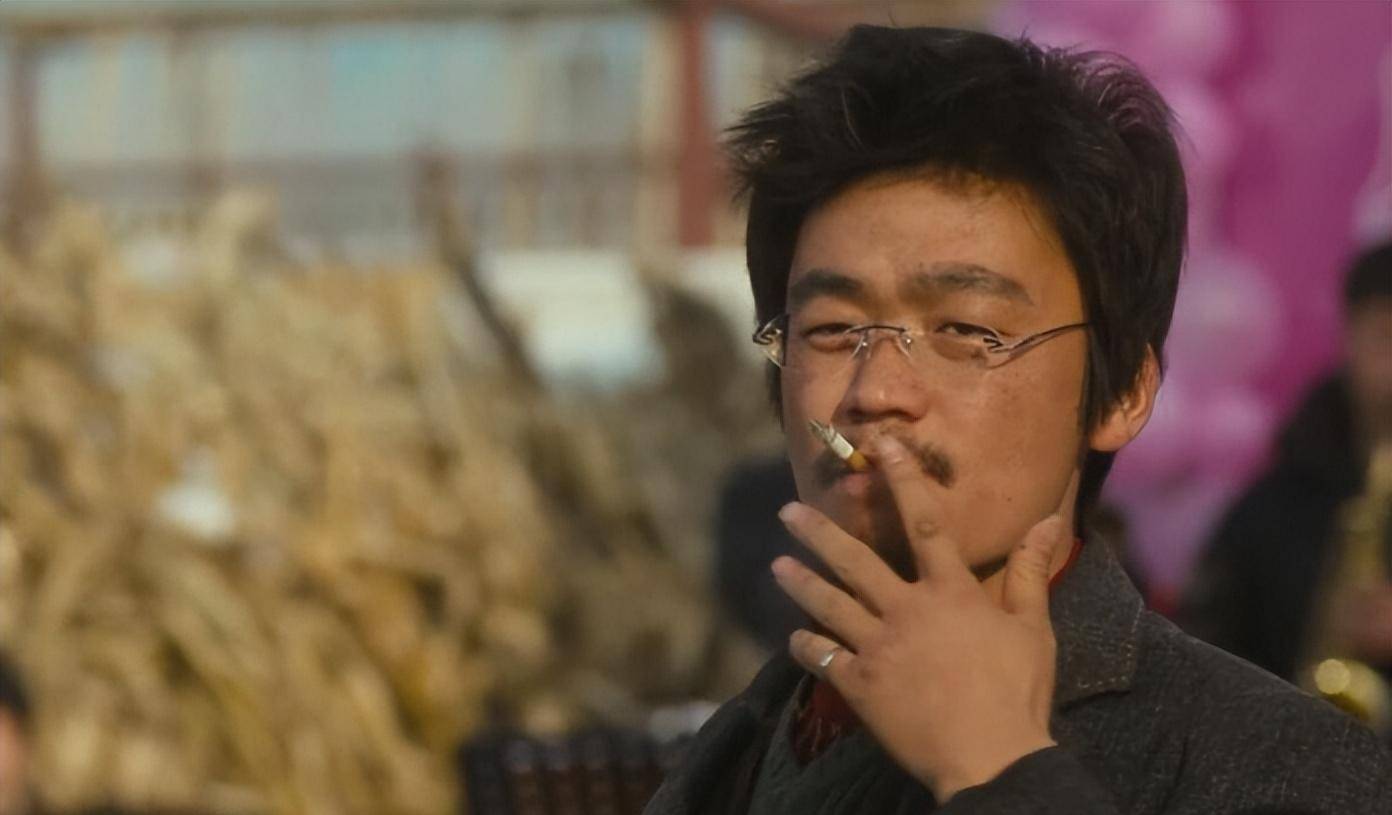 王宝强,46分账20年,借钱也要缴税,他的清醒打了多少明星的脸_电影_许