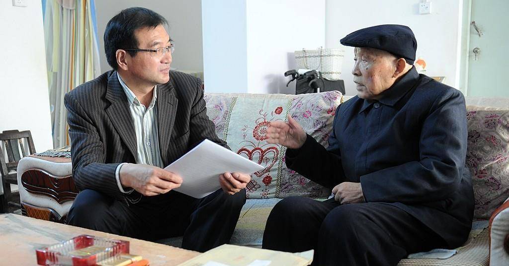 驻马店市史志办主任,文史学者赵心田拜访上蔡文史学者尚景熙先生