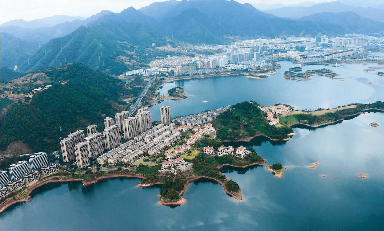 江口水庫——仙女湖仙女湖位於江西新餘市,是江西開發最早的一個湖泊