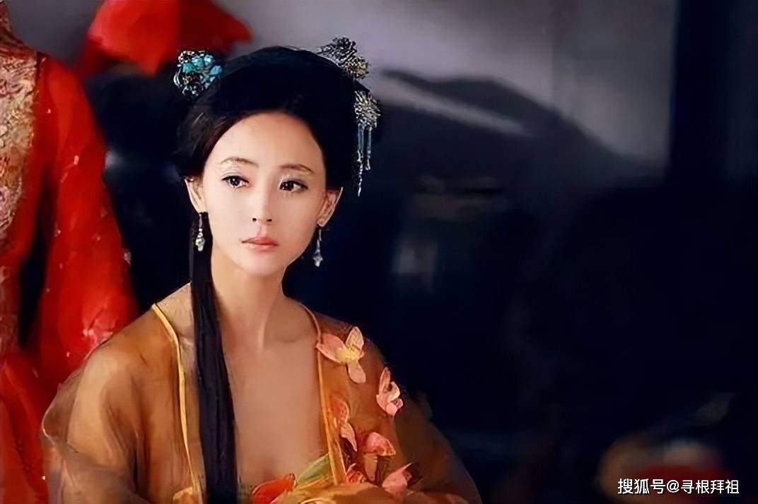 相传可能有两个原因:一是李虫娘出生的月份不好,唐玄宗认为她是个不