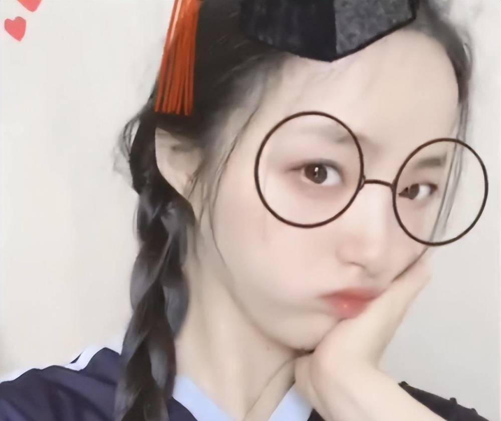 丁羽彤_身份_微博