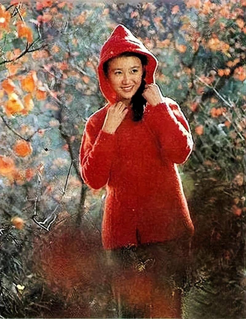 但是她不适应美国的生活和气候,沈小弟的思维和行为都比较西化,说话也