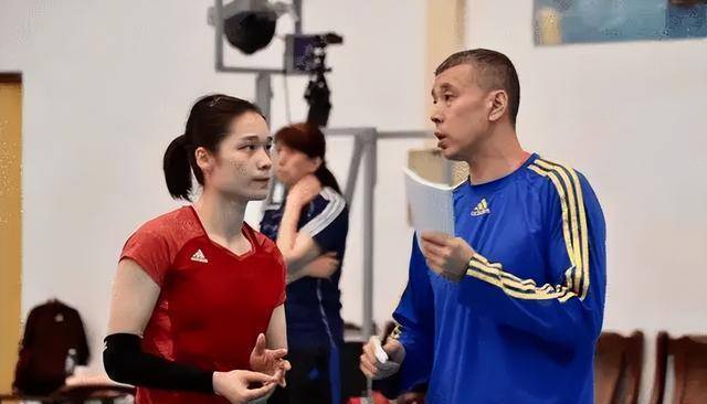 中国女排_包壮强_自由人