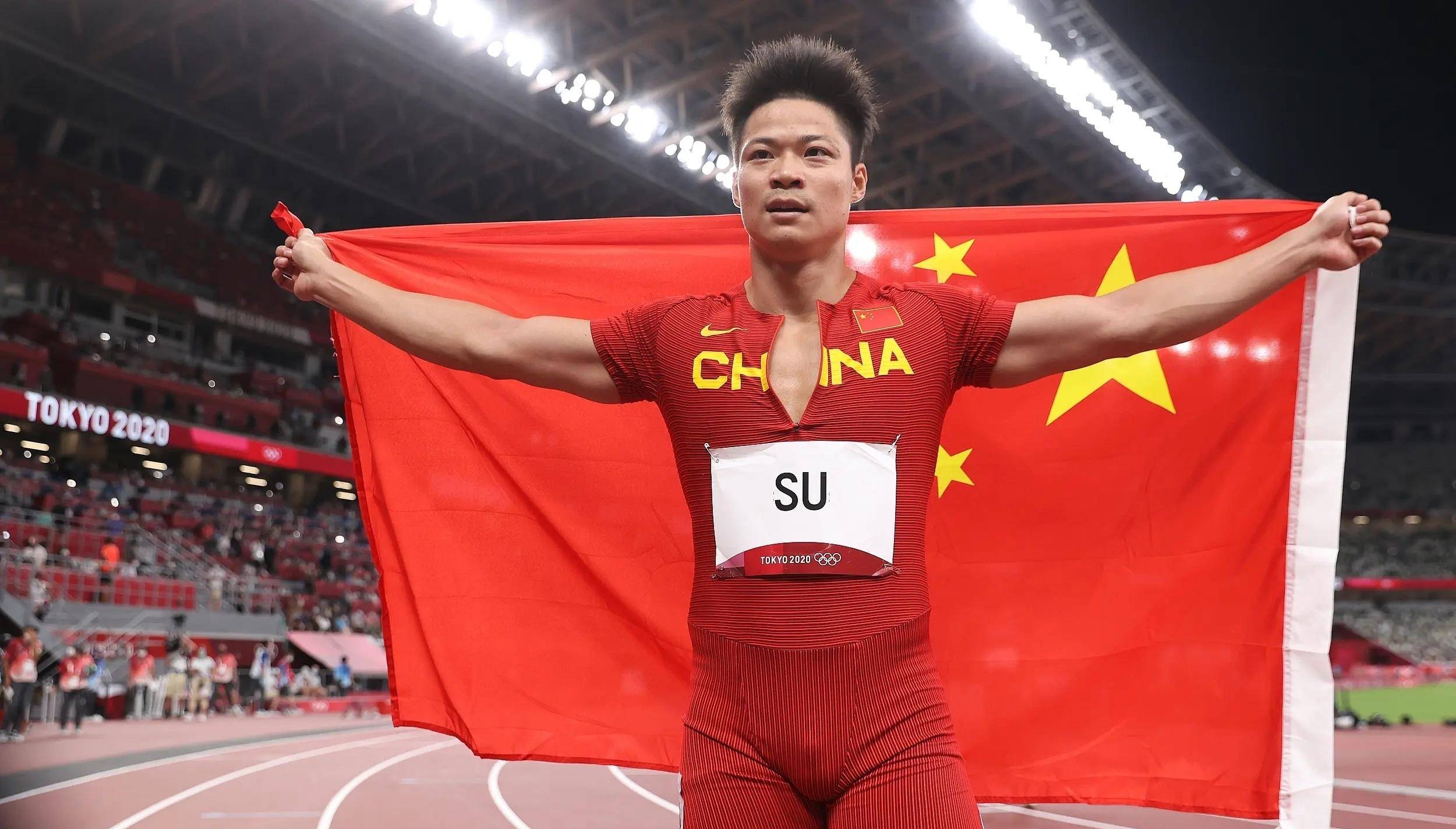 中国田径男子4×100米接力队获奥运铜牌,田径的英雄,历史的突破_奖牌