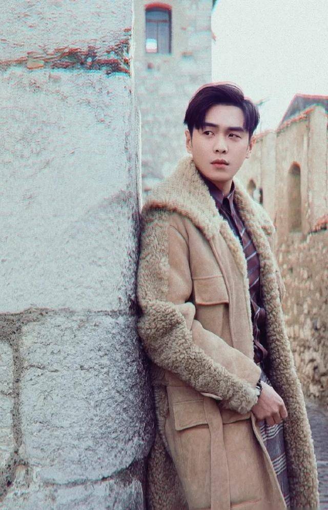 张艺兴的黑料?张若昀与爸爸的恩仇?_杨幂_张彬彬_刘宪