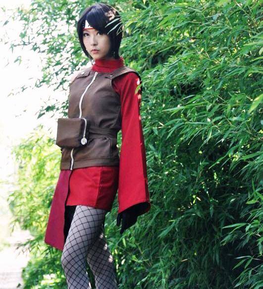 火影忍者:终于在现实中找到腿影黑土,大长腿神还原,渔网裤美爆_五大