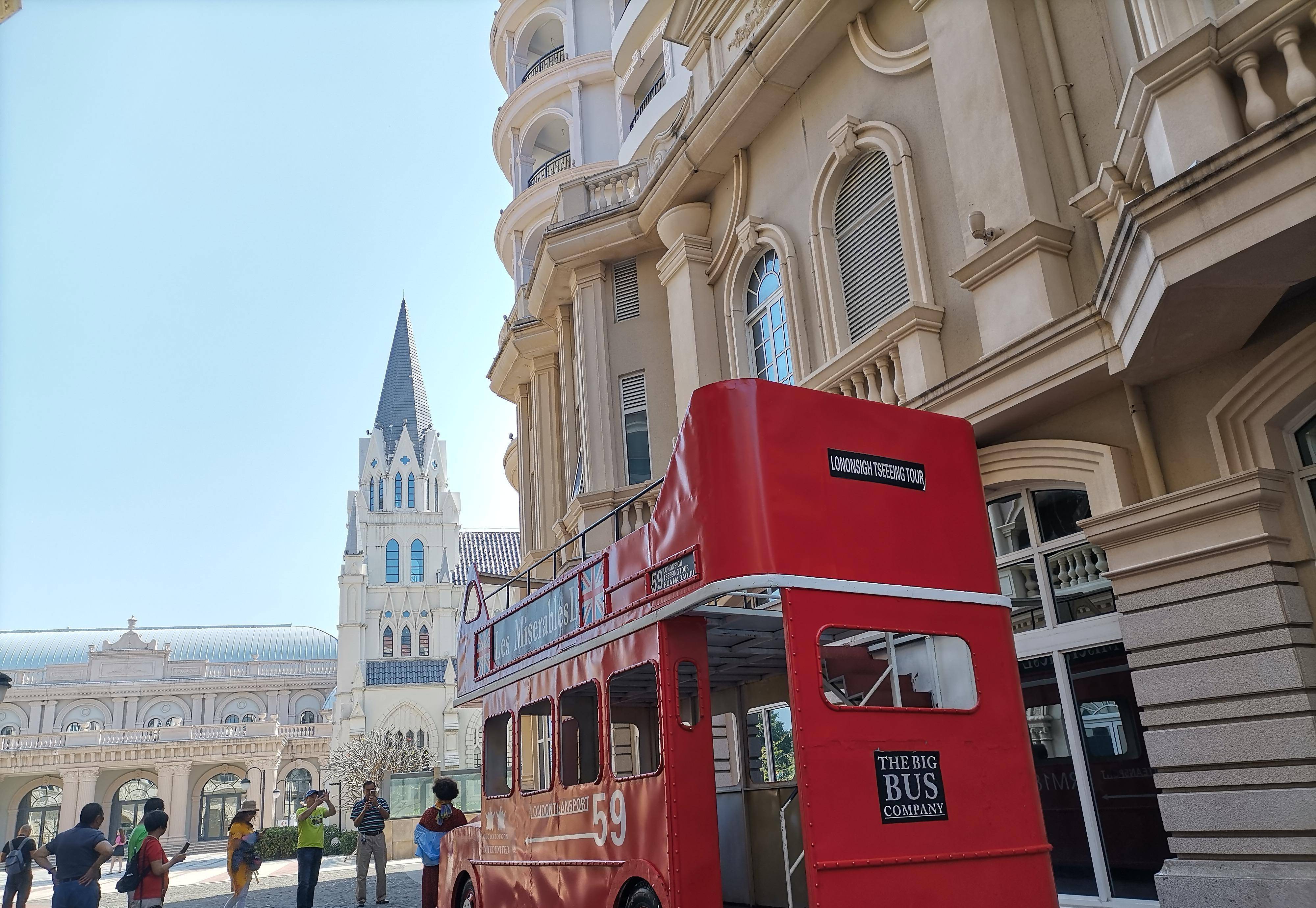 三亚吉庆广场,曾被誉为"小欧洲",不用出国也能感受异国风情_巴士_照片