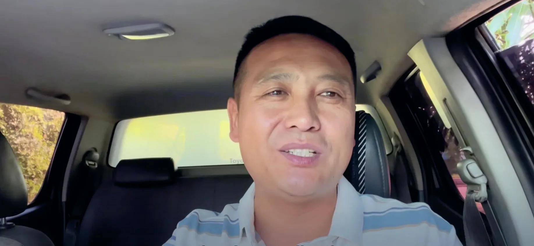 非洲小哥很久没有更新视频,网友们都很牵挂他,小哥到底是怎么啦_戴维