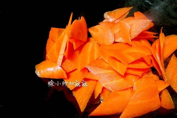 这被称为小人参的菜，孩子要多吃，常吃能补***明目，对眼睛视力好(图4)