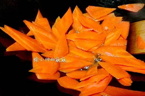 这被称为小人参的菜，孩子要多吃，常吃能补***明目，对眼睛视力好(图14)