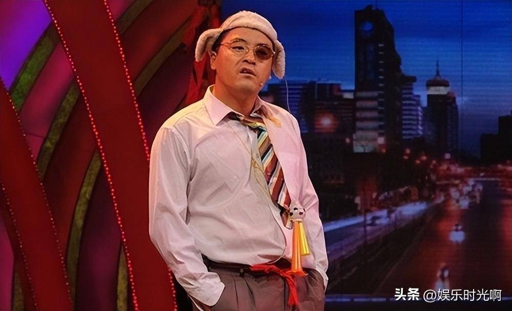 "不可一世"的魏三,终为自己的"狂傲无知"付出代价_二人转_演出_东北