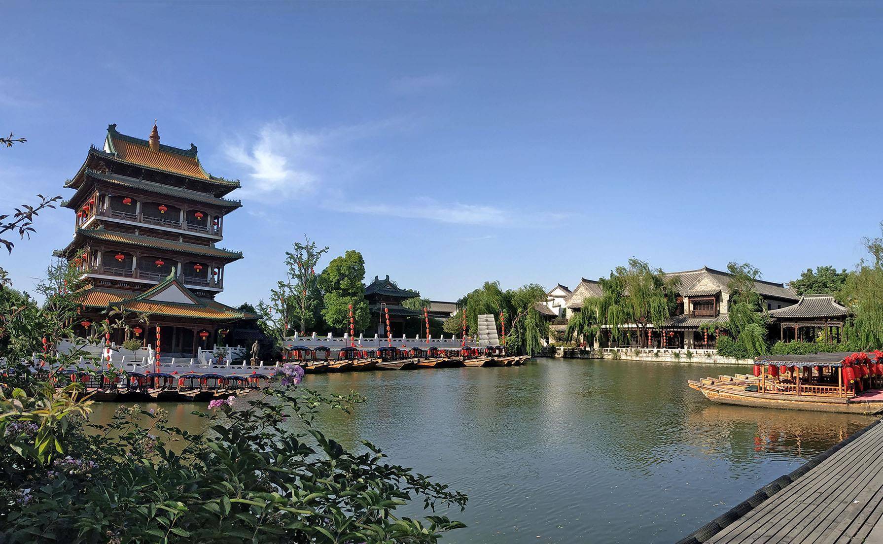 台儿庄古城,京杭大运河仅存的遗产村庄,乾隆曾赐"天下第一庄"_枣庄