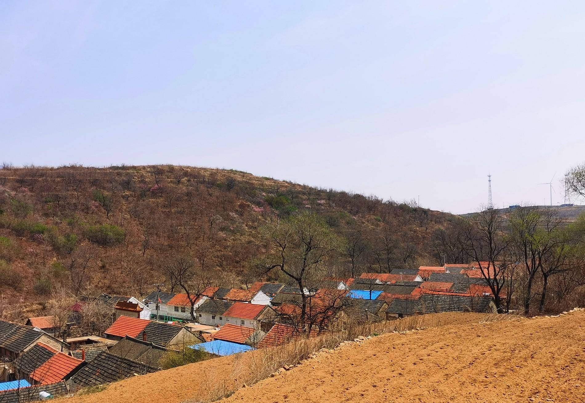 烟台海阳一个小山村的实景