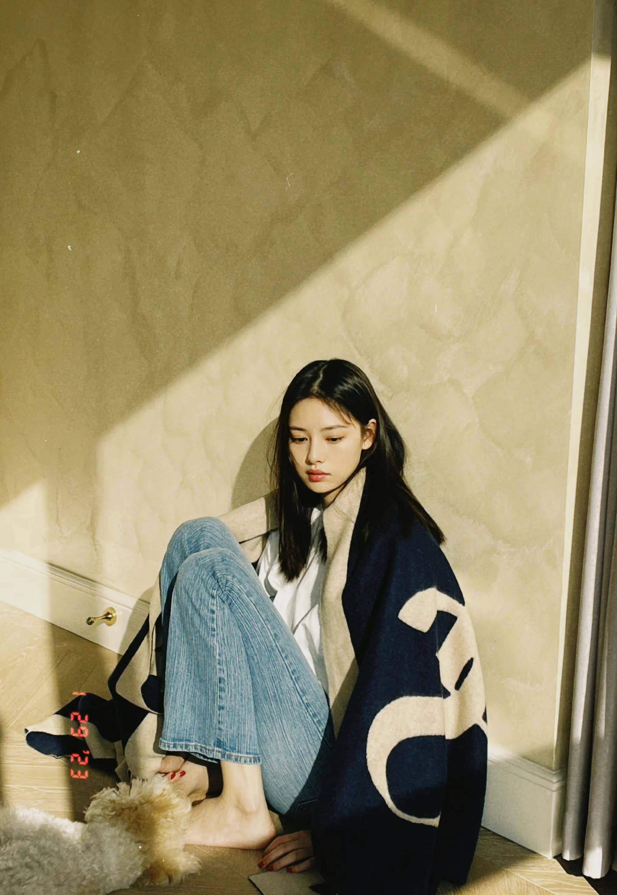 张艺上女友感照片,二月生活照