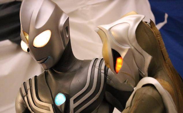 聪明人不会选迪迦_诺亚_欧布_梦想