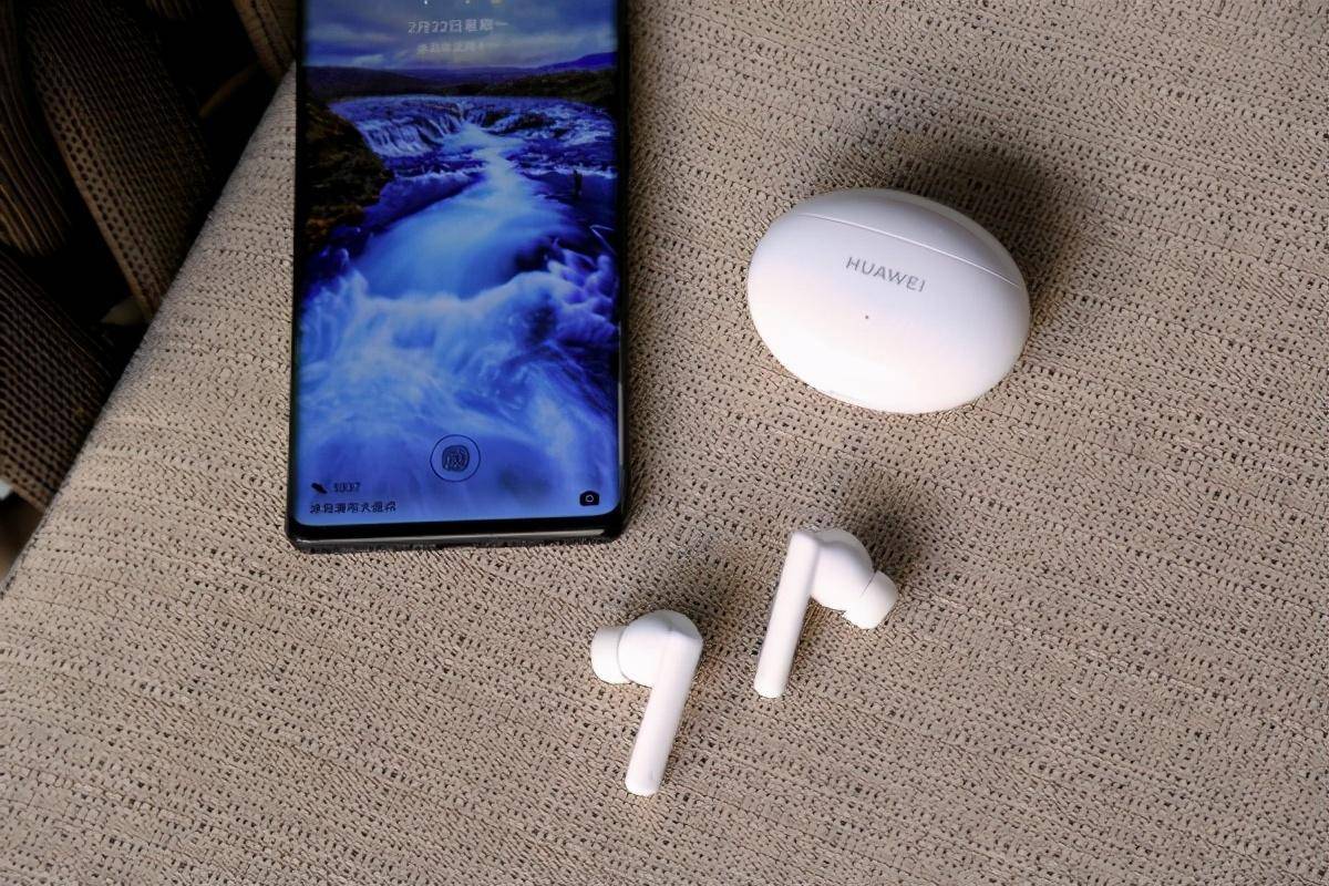 高端蓝牙耳机哪个牌子好？四款高音质不错的蓝牙耳机推荐