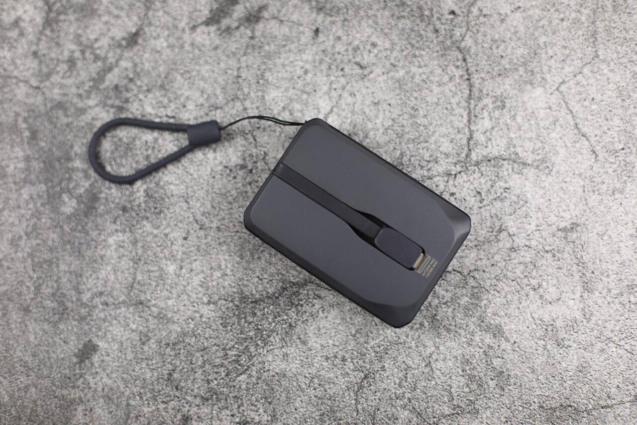 外出携带方便,电量担待,ZLOS迷你充电宝试用体验