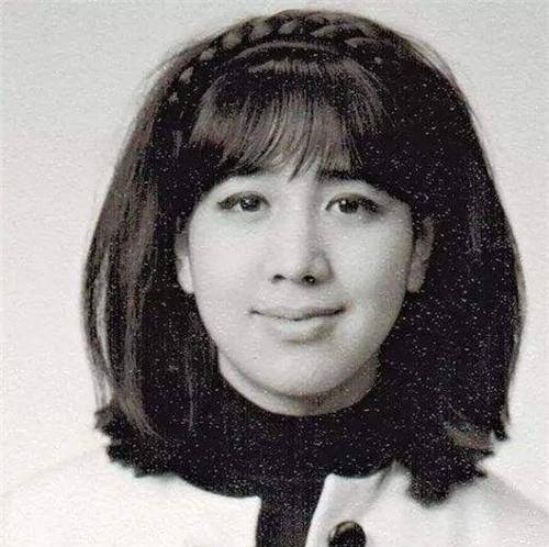 最知名的一位是他的大女儿何超英,何超英是何鸿燊和原配黎婉华的长女