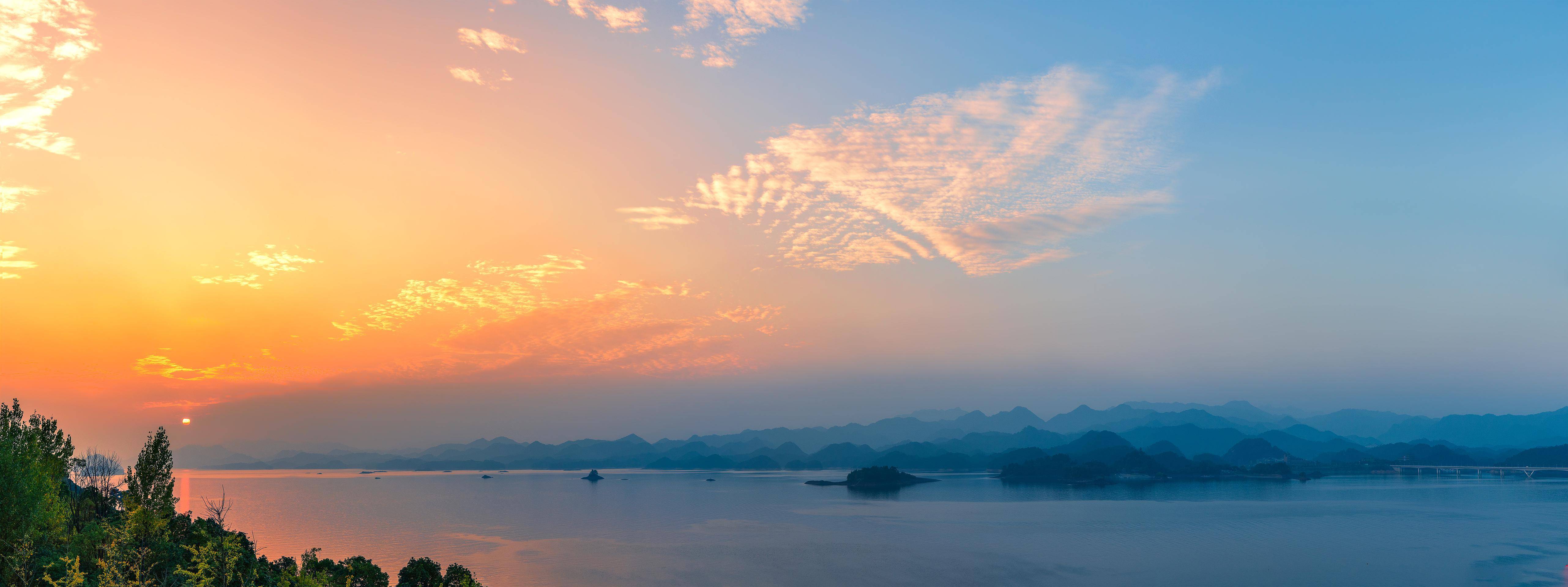 富春江附近的旅游景点图片