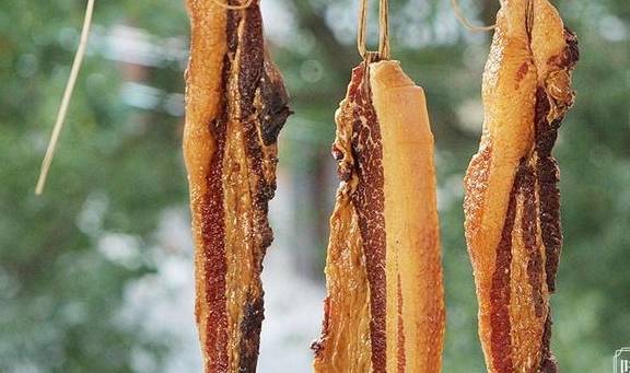 自制广式腊肉，80岁奶奶教我方法，甘甜醇厚带酒香，耐放不变味(图8)