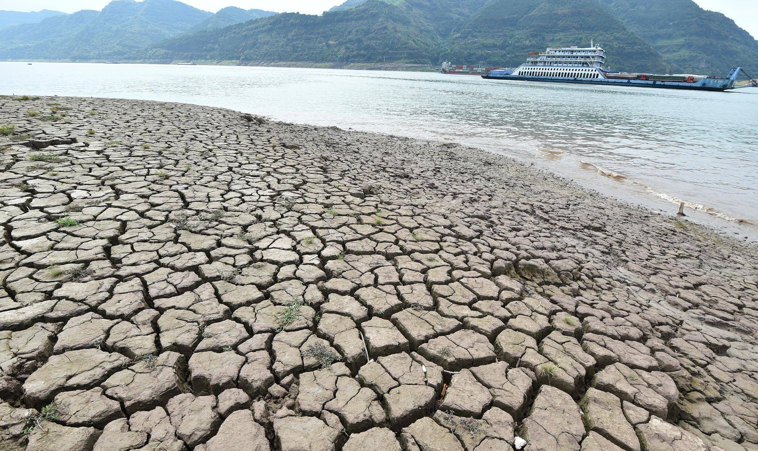 1954年滚滚长江突然断流,2小时后恢复正常,原因至今难以确定_河水