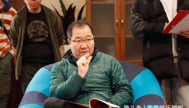 不过英达明显要对英如镝这个小儿子愈加心疼一些,关于英巴图则简直是