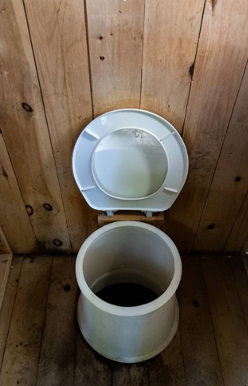 甚至可耻的行为,而在另一些文化中,它被视为一种自然的甚至是庆祝活动