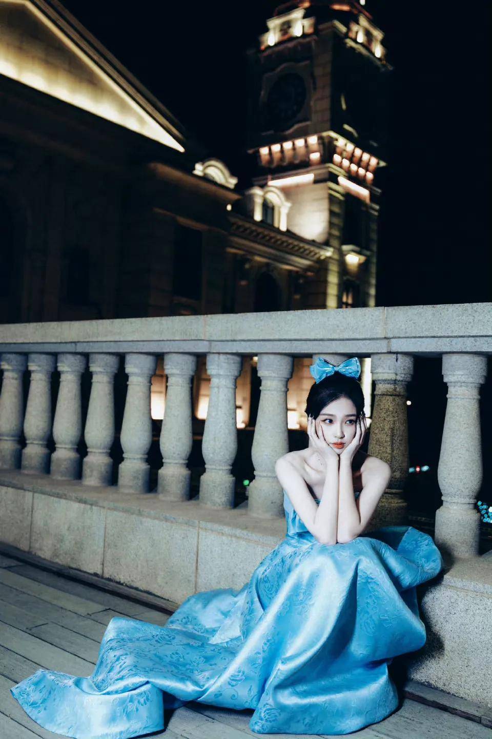 虞书欣北京台春晚造型图,美得像精灵一样_舞台_灵光_未来