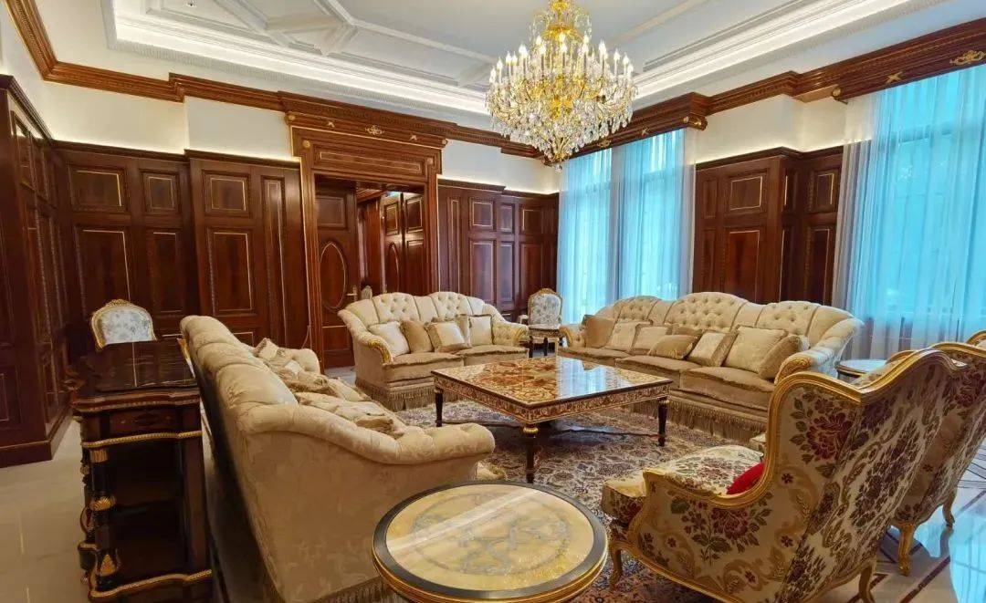 首页:上海华洲君庭售楼处电话丨24小时电话丨售楼处地址丨最新价格