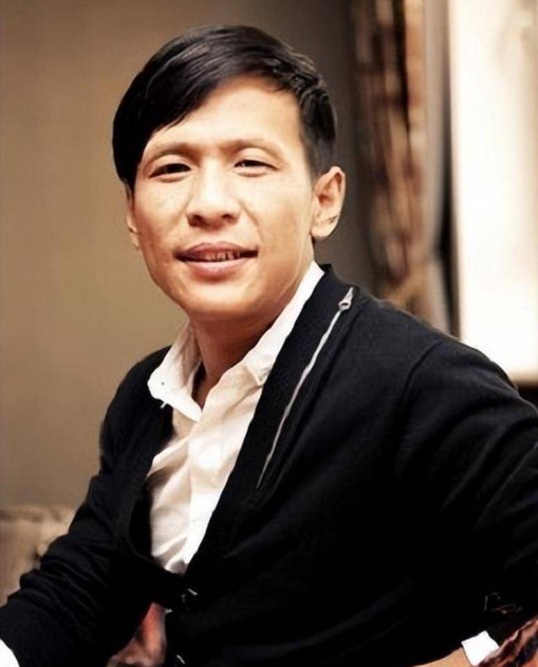 宋小宝:成名就跟发妻离婚,转身娶粉丝王雪,今成人生赢家_焦小龙_什么