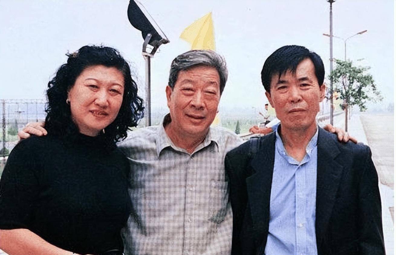 爱上高秀敏的何庆魁,生活中自导自演的小品更精彩_剧本_小时候_作品