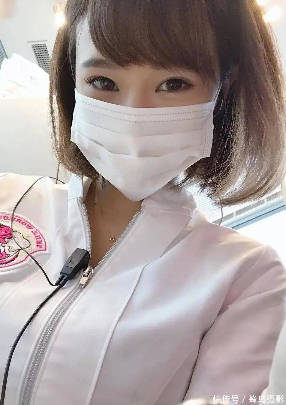 "最美牙医"戴口罩侧脸照火了,网友:都等着牙痛_人家_广告_美女