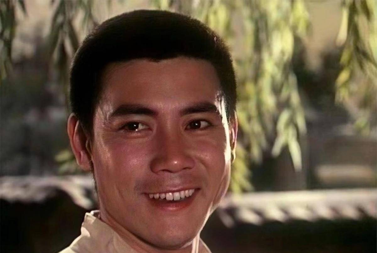 国家一级演员张国民:因"高大泉"成名,晚年生活幸福美满_父亲_李铁军