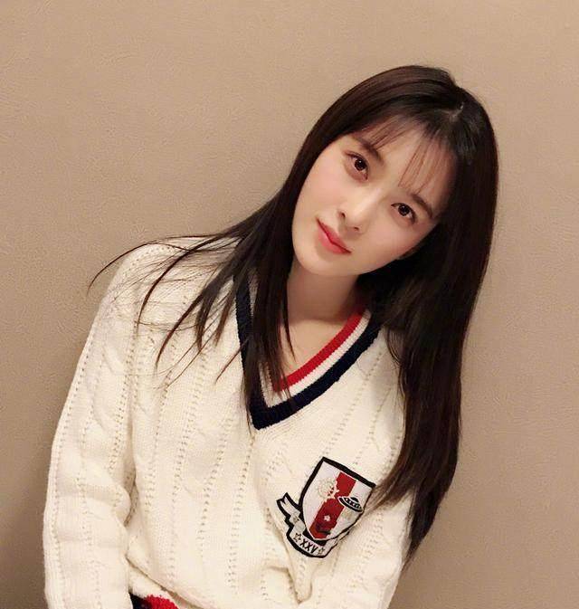 27岁赵韩樱子曾是中戏校花,拍戏一向浓妆的她,素颜照让人不敢信_化