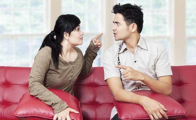 女人到中年,请不要招惹五种小人,否则婚姻不幸,是非不断_朋友_答复