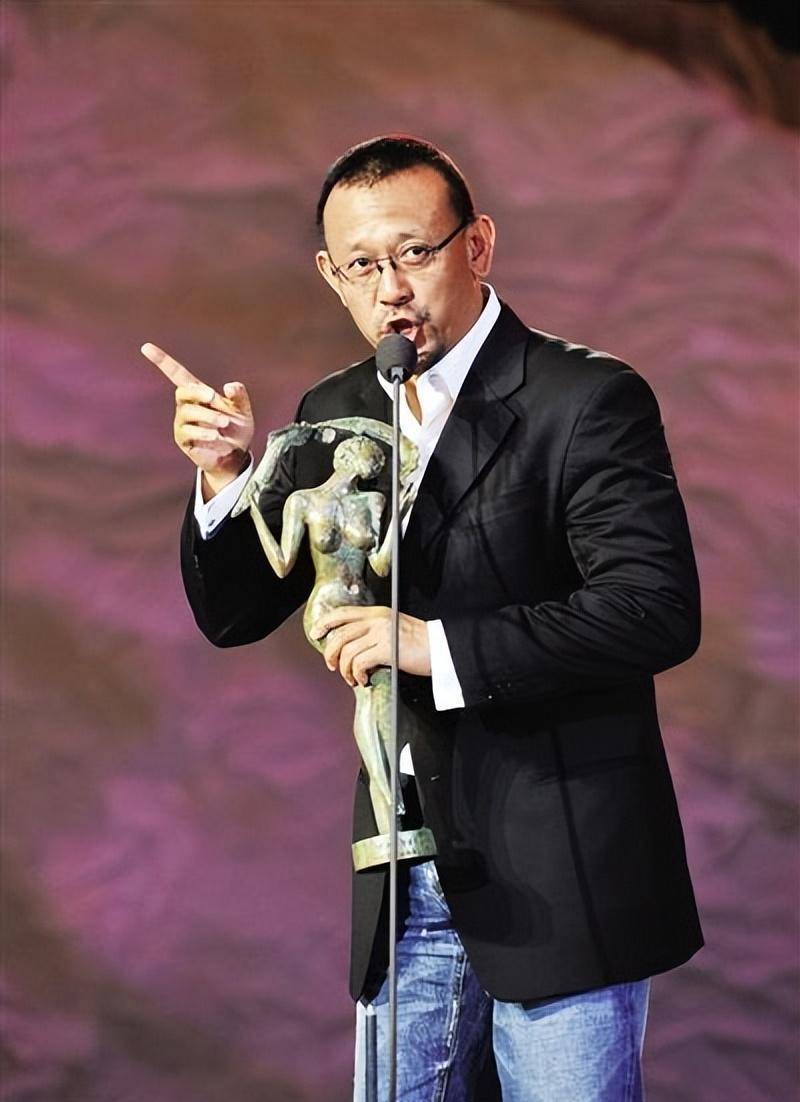 女儿最怕的就是看见我流泪,如今姜文有心事_桑德琳_北京_法国
