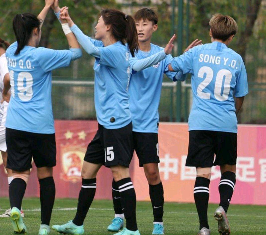 大连人女足2-1上海求盛东华女足,邵慧娜凌空建功_比赛_庞丰_调整